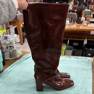 Elegant Brown Heeled Boots for Women
